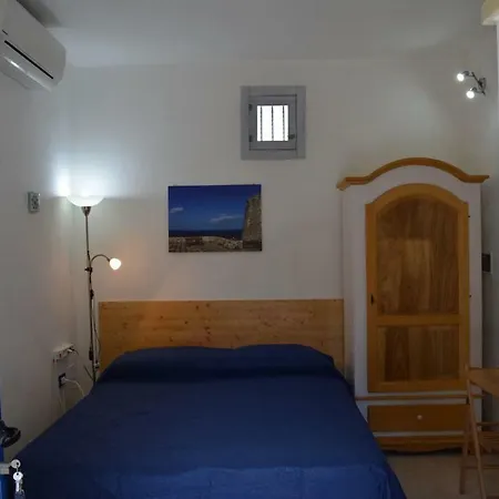 Tata Gino E Mamma Sina דיסו
